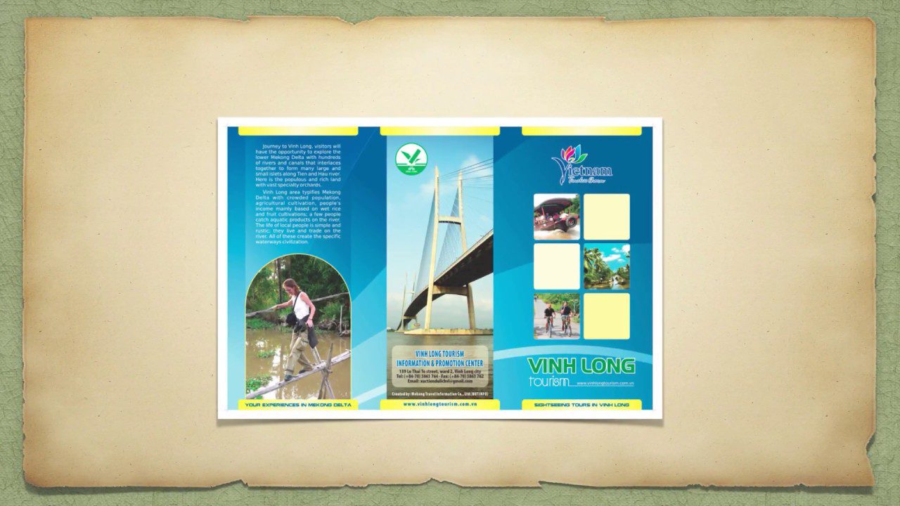 Tự thiết kế Brochure bằng Powerpoint.